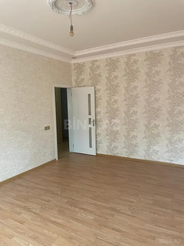 Satılır 4 otaqlı həyət evi 140 m²