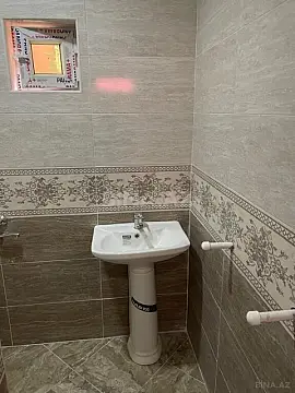 Satılır 4 otaqlı həyət evi 140 m²