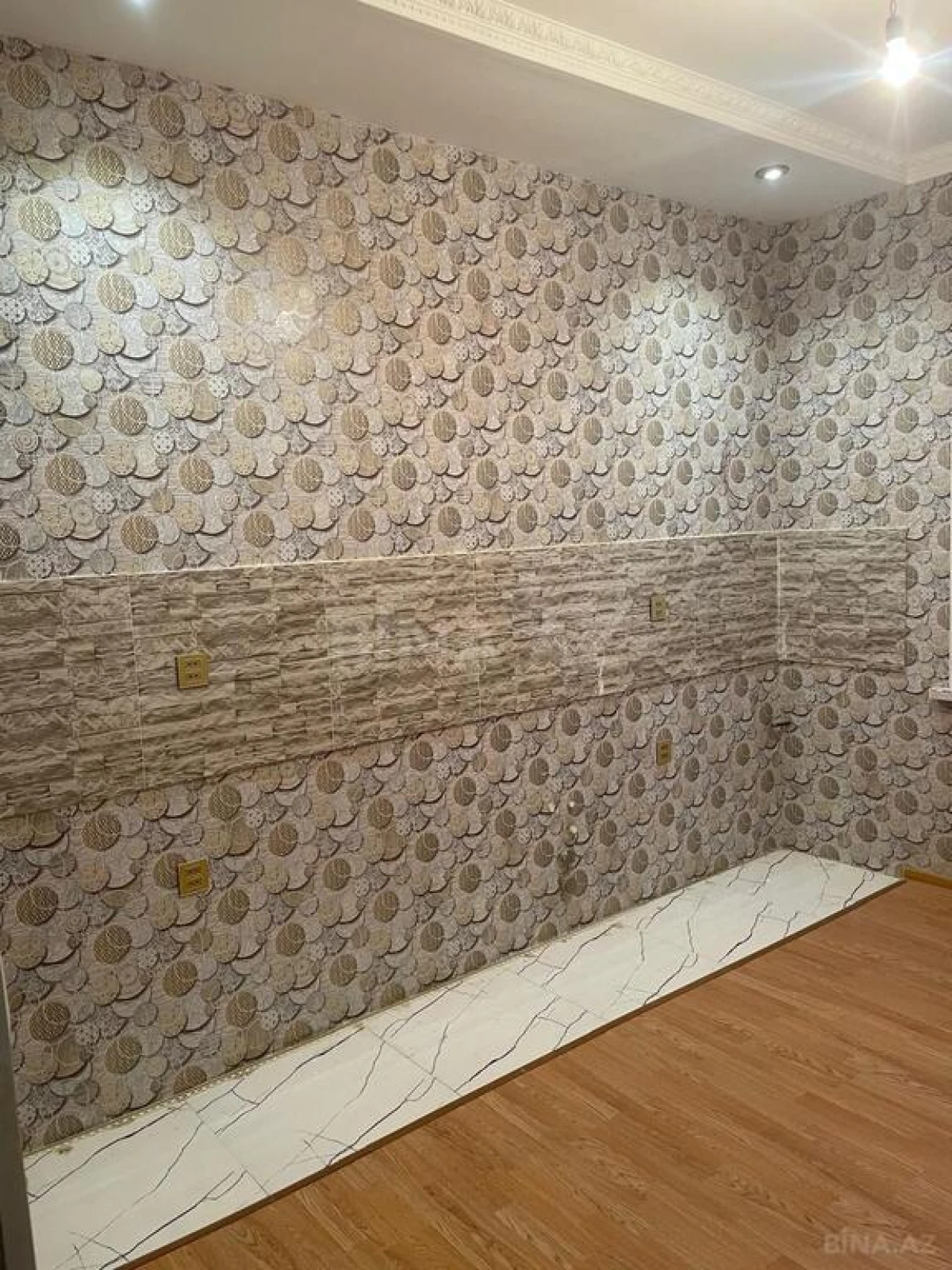 Satılır 4 otaqlı həyət evi 140 m²