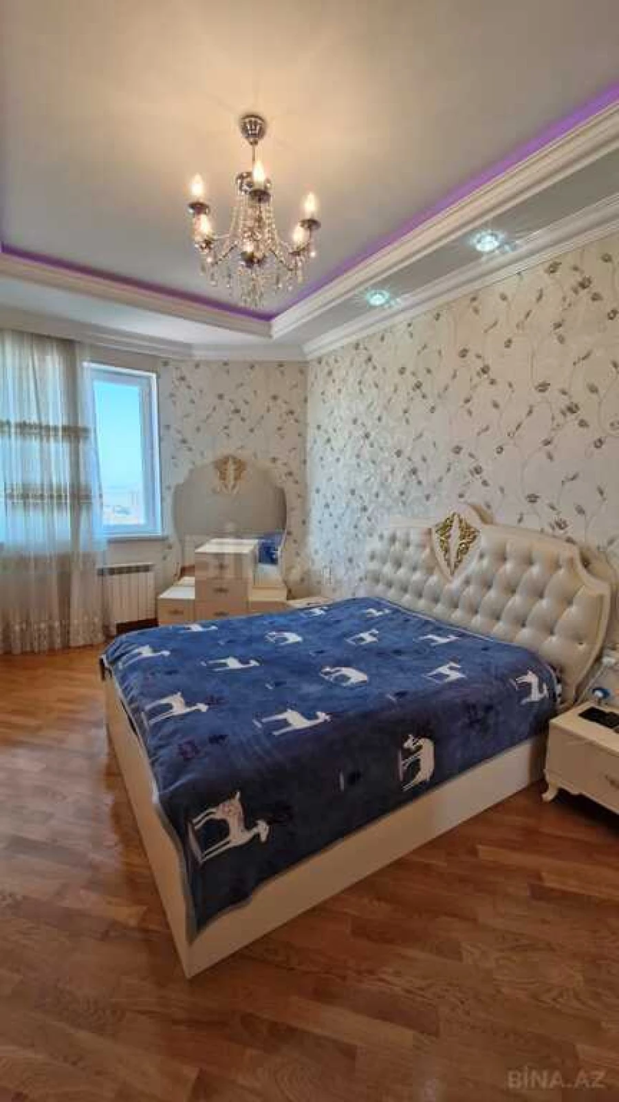 Satılır 3 otaqlı mənzil 115 m²