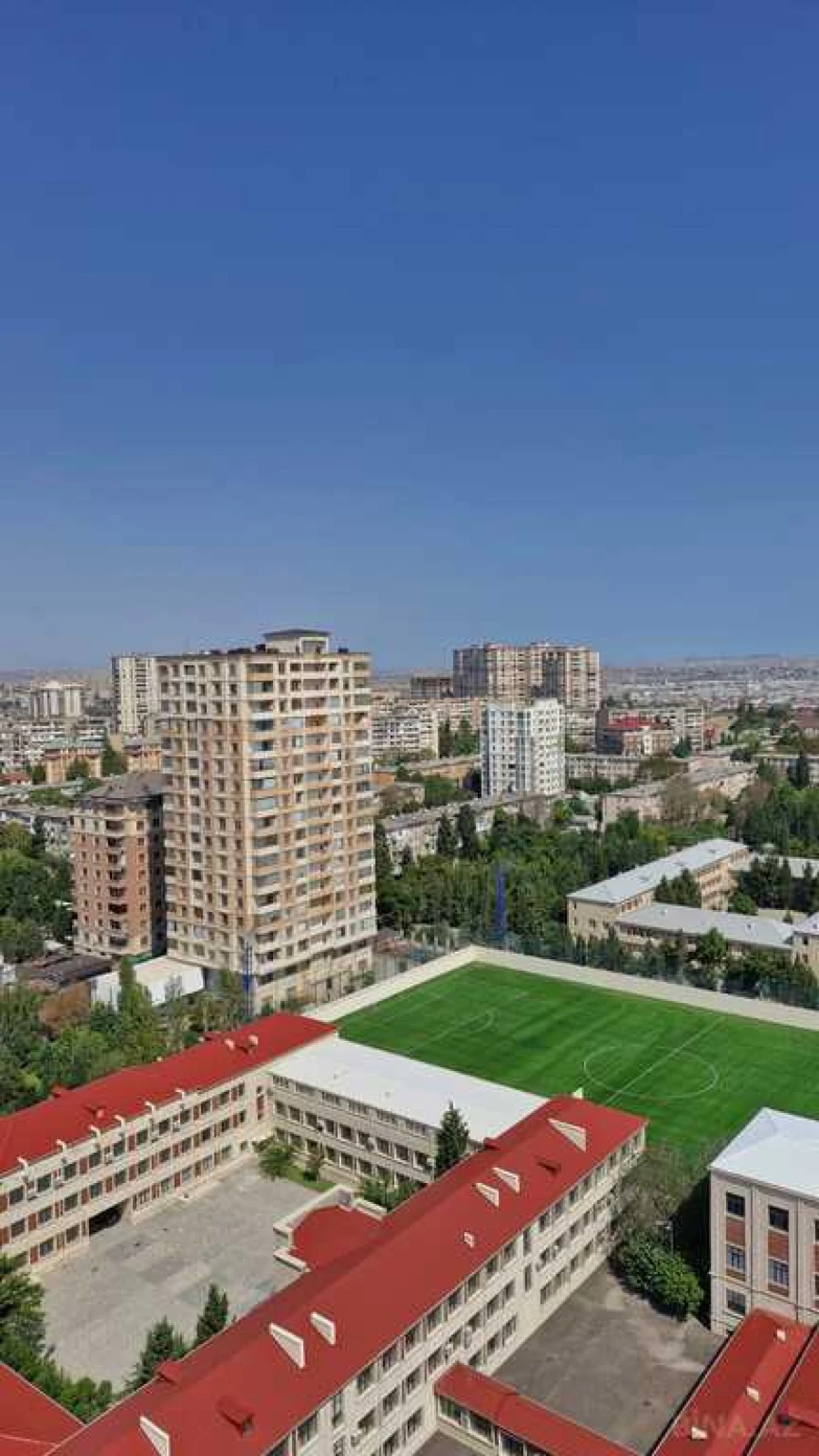 Satılır 3 otaqlı mənzil 115 m²