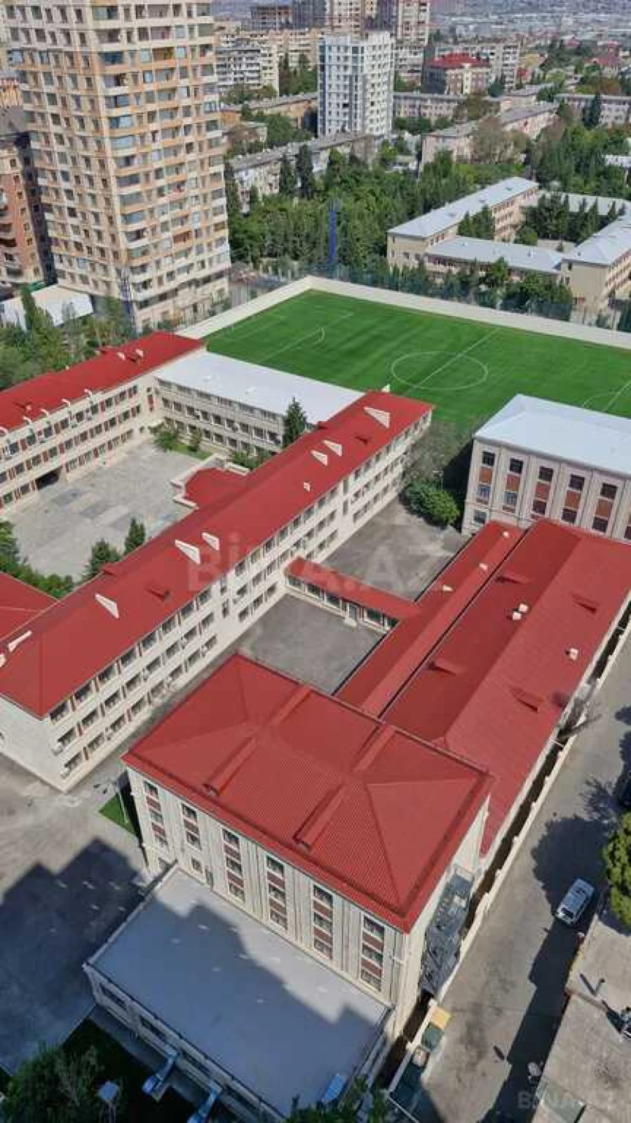 Satılır 3 otaqlı mənzil 115 m²