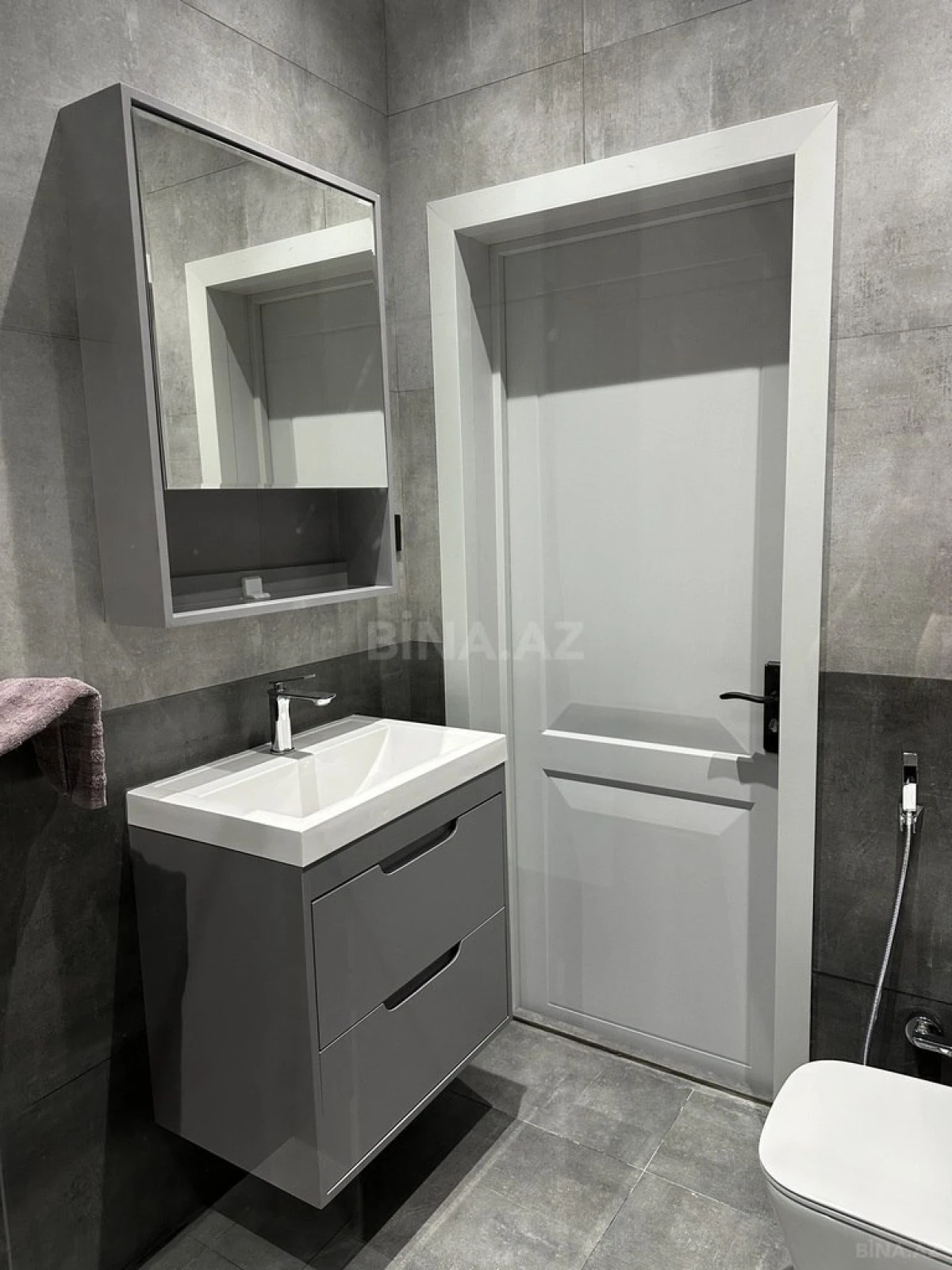 Kirayə verilir 4 otaqlı həyət evi 320 m²