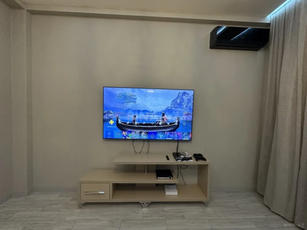 Kirayə verilir 4 otaqlı həyət evi 320 m²