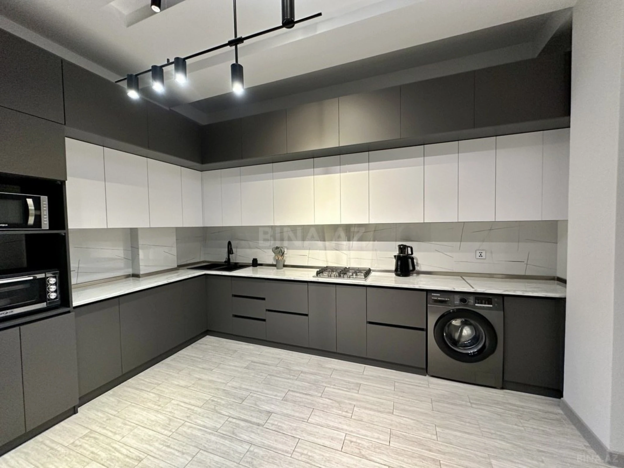 Kirayə verilir 4 otaqlı həyət evi 320 m²