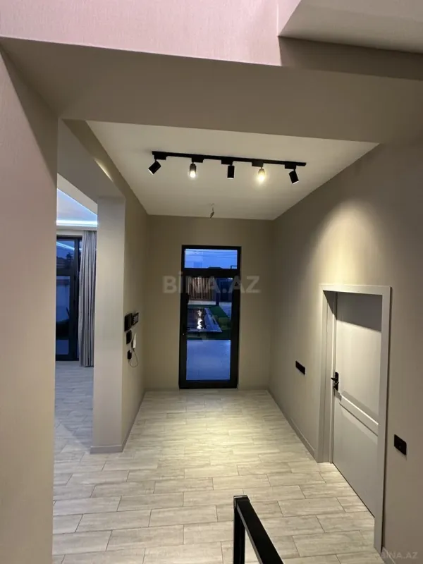 Kirayə verilir 4 otaqlı həyət evi 320 m²