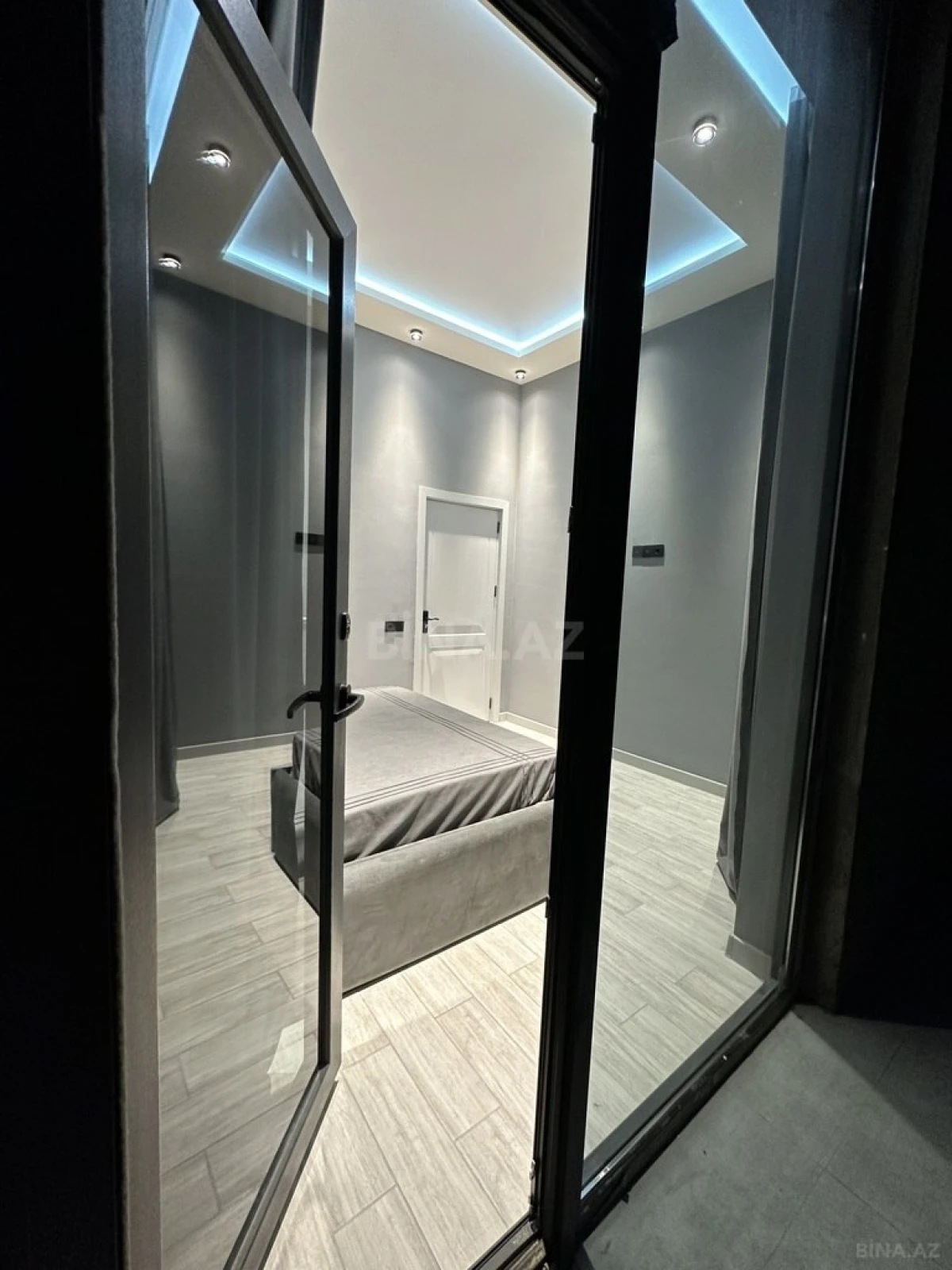 Kirayə verilir 4 otaqlı həyət evi 320 m²