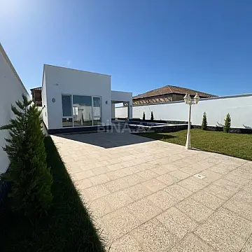 Satılır 4 otaqlı həyət evi 150 m²