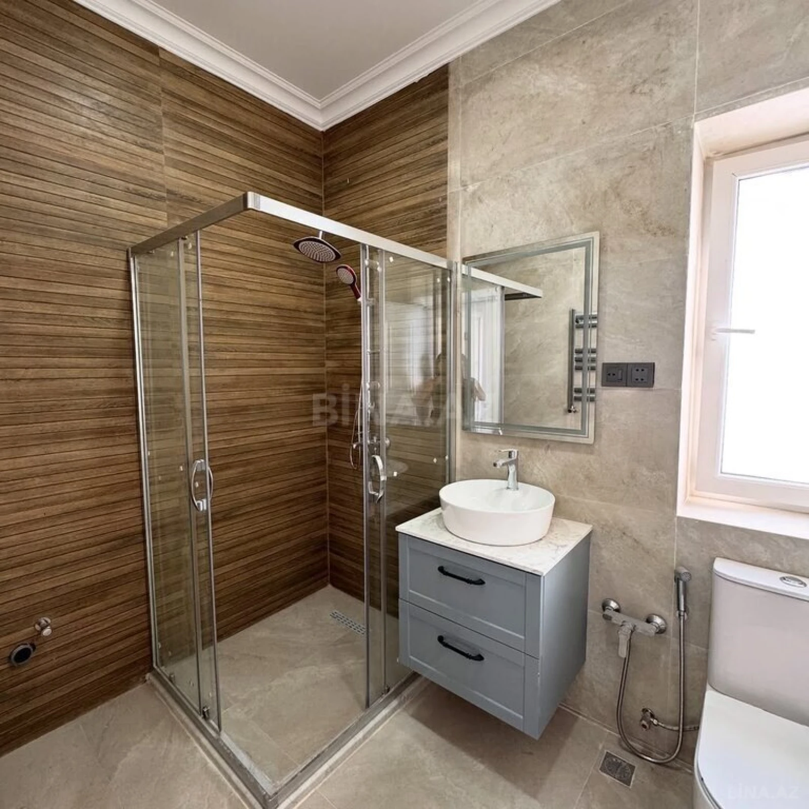 Satılır 4 otaqlı həyət evi 150 m²