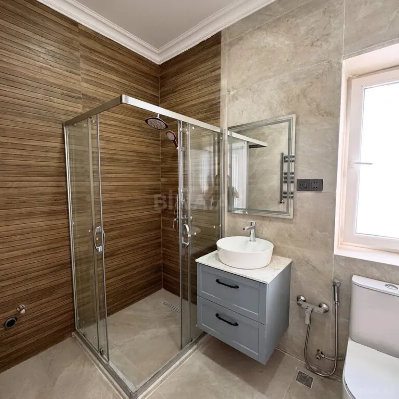 Satılır 4 otaqlı həyət evi 150 m²