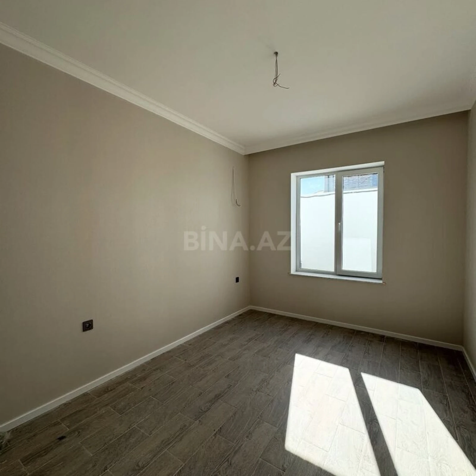 Satılır 4 otaqlı həyət evi 150 m²