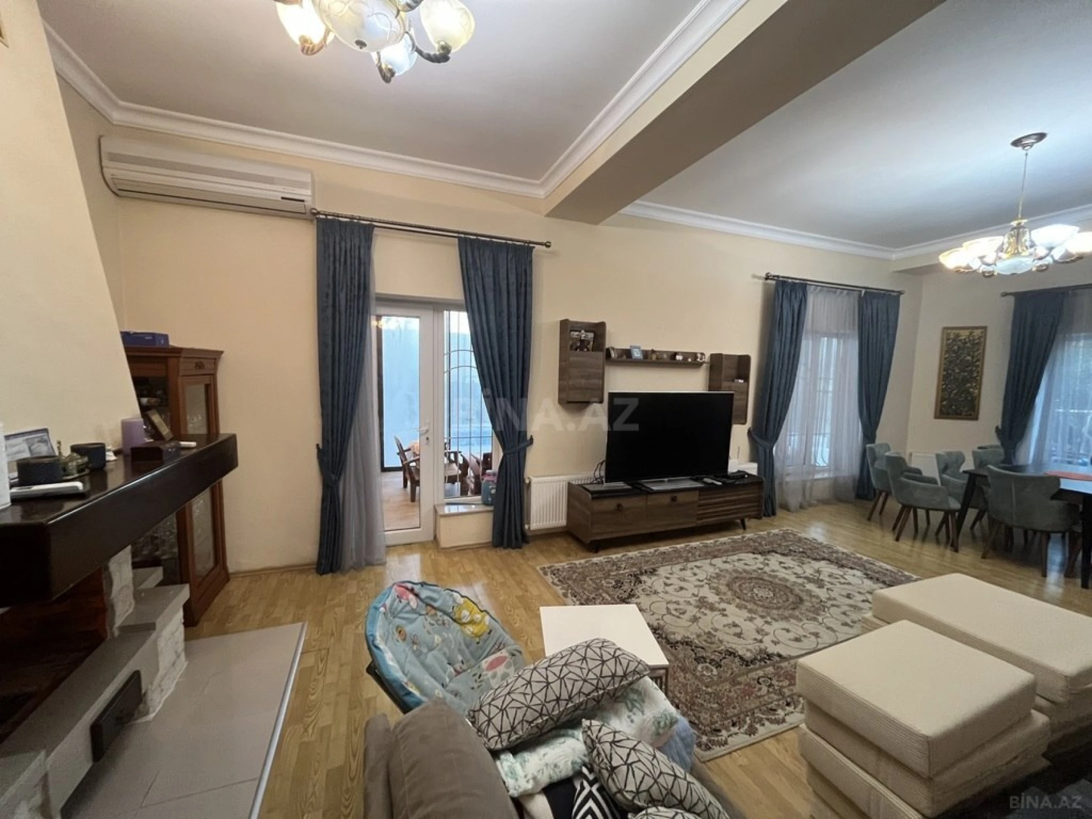 Satılır 4 otaqlı həyət evi 200 m²