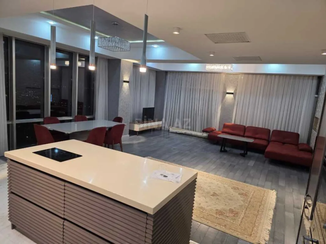 Kirayə verilir 4 otaqlı mənzil 180 m²