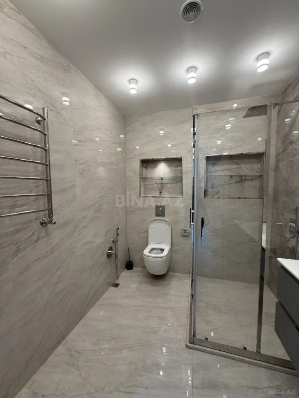 Kirayə verilir 3 otaqlı mənzil 150 m²