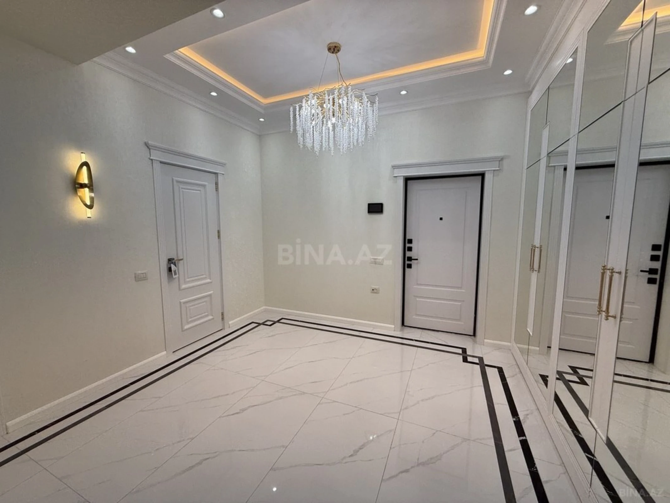 Kirayə verilir 3 otaqlı mənzil 150 m²