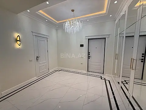 Kirayə verilir 3 otaqlı mənzil 150 m²