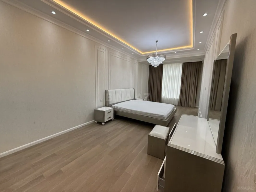 Kirayə verilir 3 otaqlı mənzil 150 m²