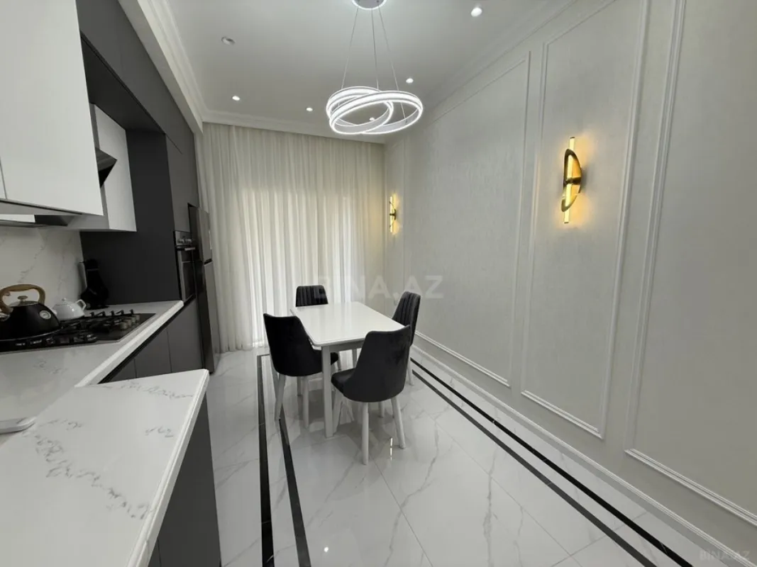 Kirayə verilir 3 otaqlı mənzil 150 m²