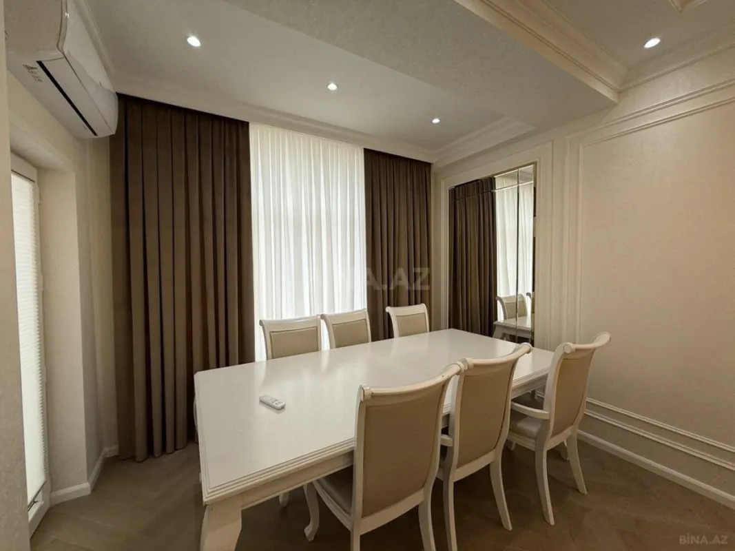 Kirayə verilir 3 otaqlı mənzil 150 m²