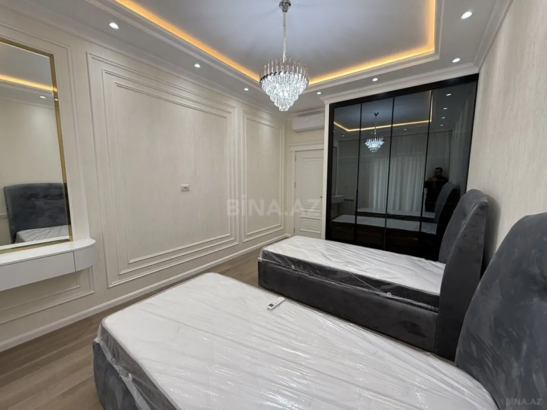 Kirayə verilir 3 otaqlı mənzil 150 m²
