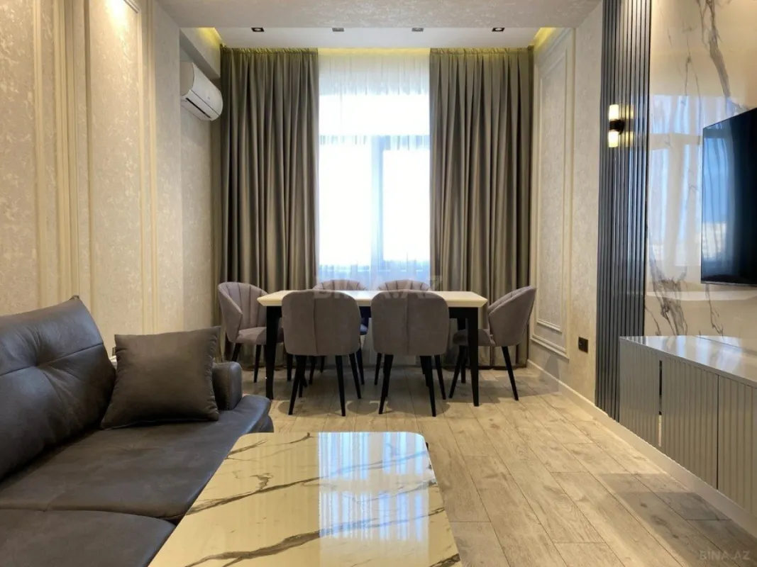 Kirayə verilir 2 otaqlı mənzil 80 m²