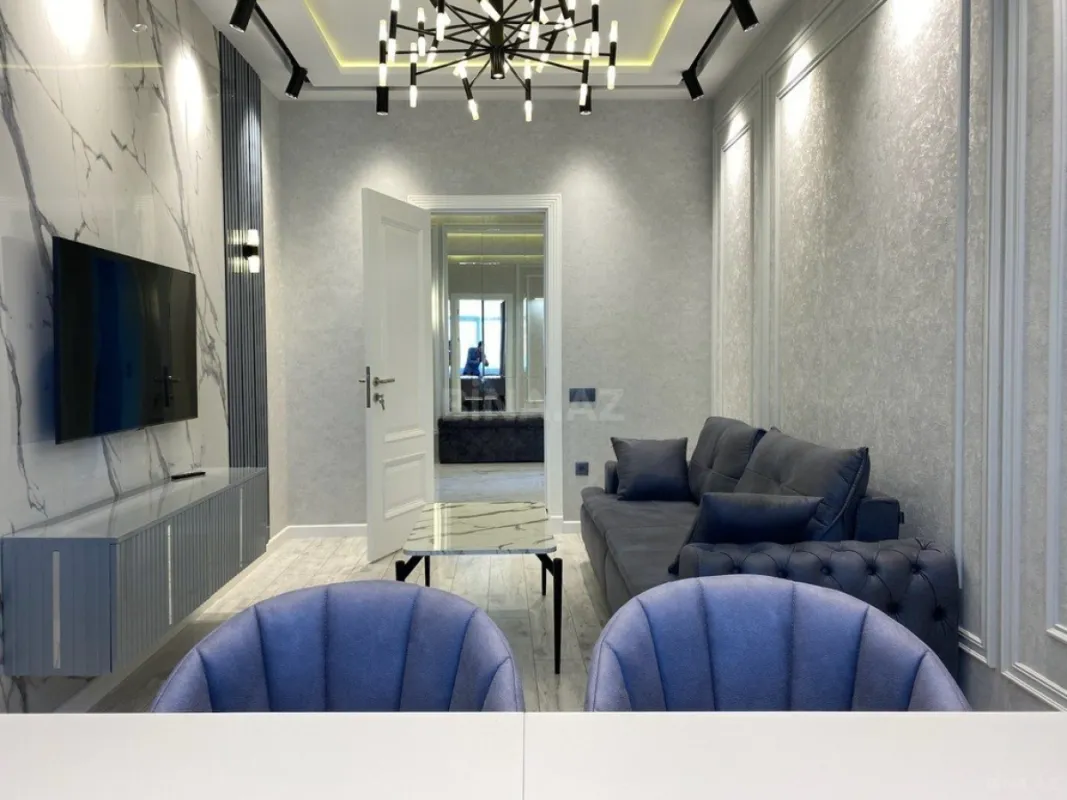 Kirayə verilir 2 otaqlı mənzil 80 m²