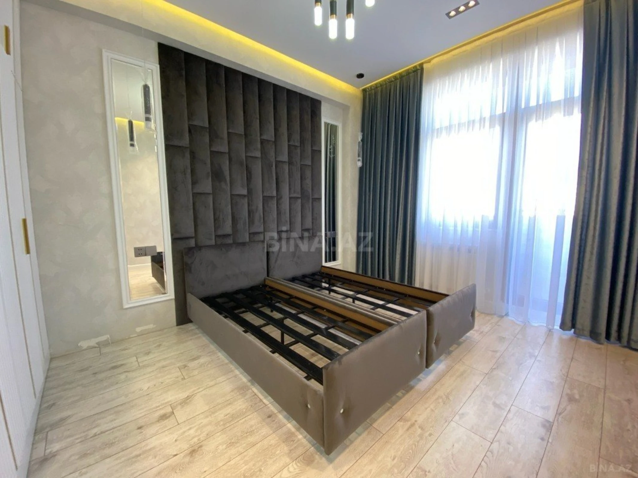 Kirayə verilir 2 otaqlı mənzil 80 m²