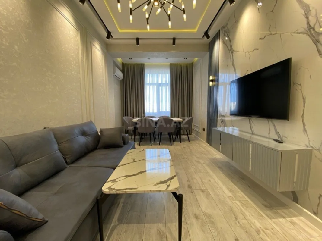 Kirayə verilir 2 otaqlı mənzil 80 m²