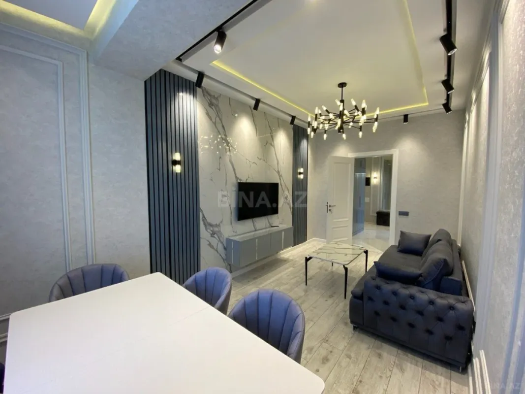 Kirayə verilir 2 otaqlı mənzil 80 m²