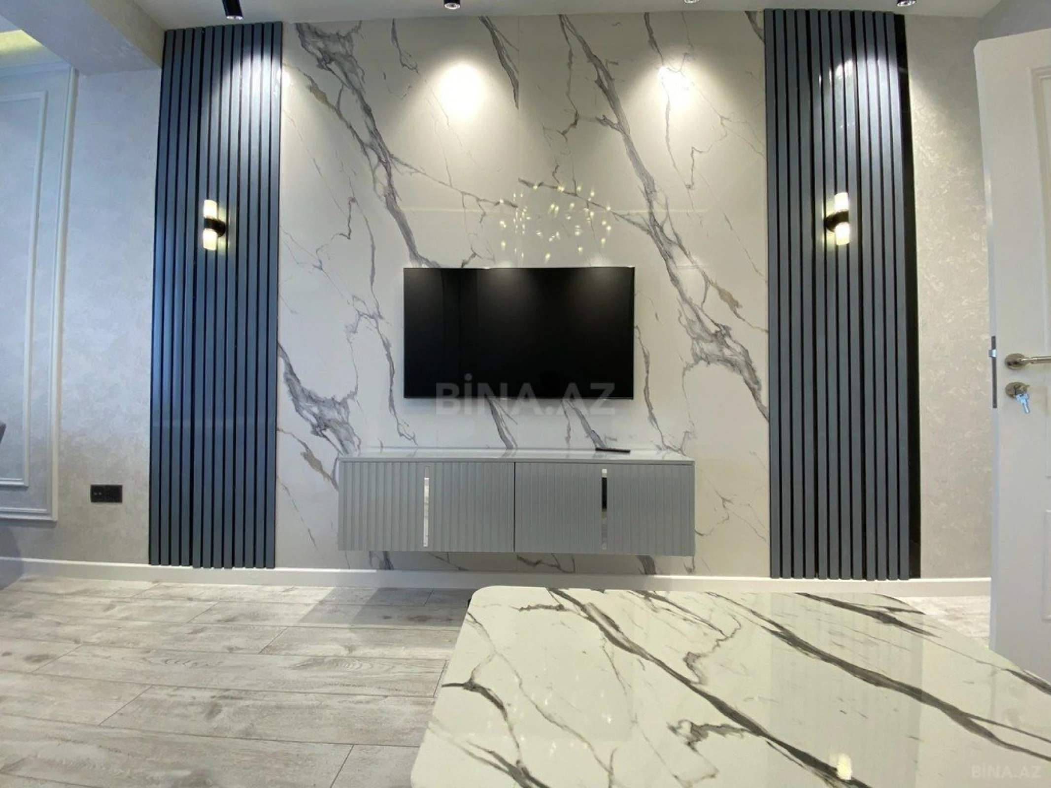 Kirayə verilir 2 otaqlı mənzil 80 m²