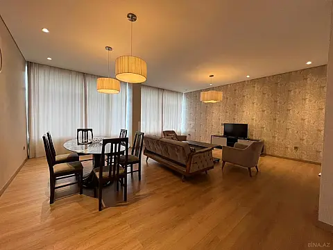 Kirayə verilir 4 otaqlı mənzil 200 m²