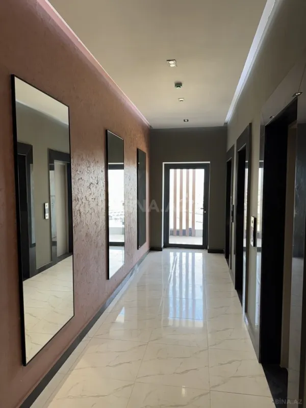 Satılır 2 otaqlı mənzil 98 m²