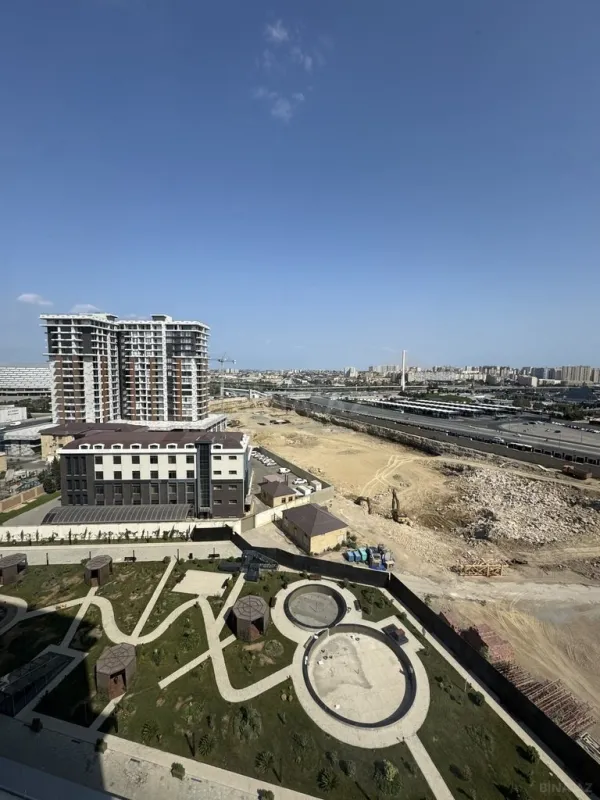 Satılır 2 otaqlı mənzil 98 m²