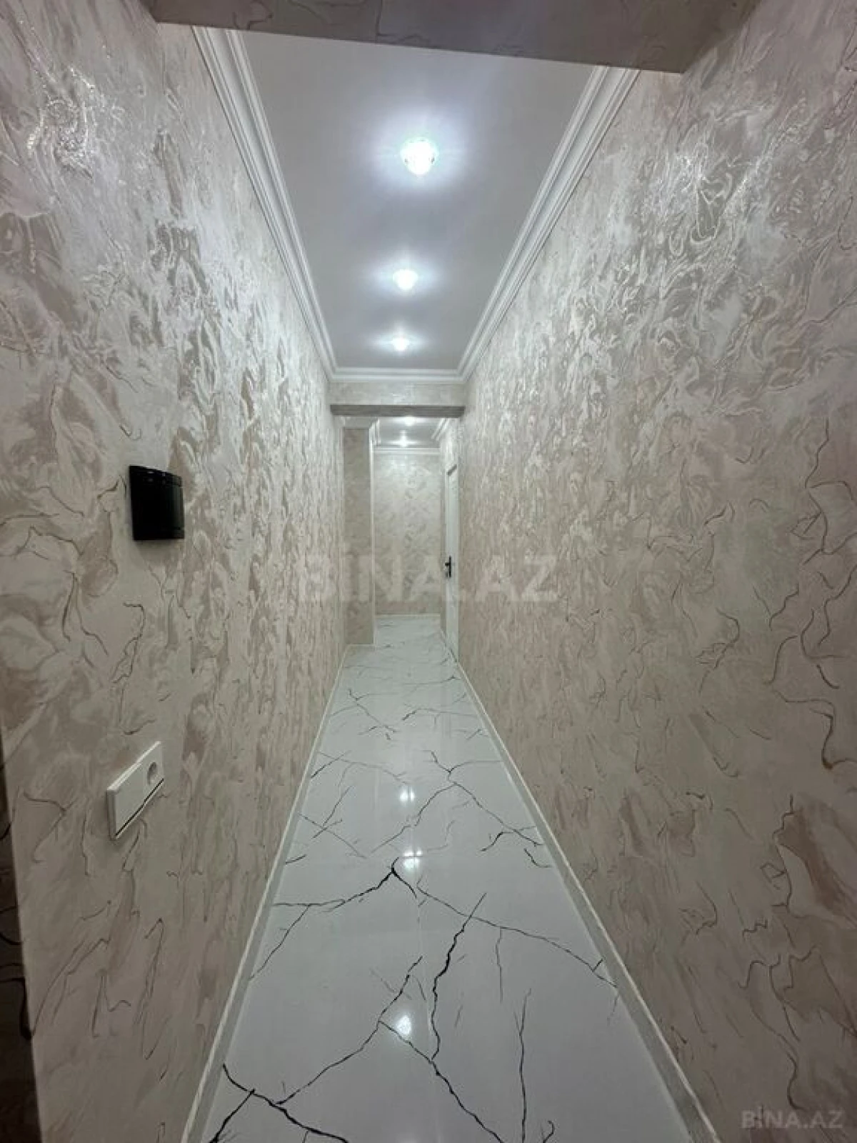 Satılır 2 otaqlı mənzil 55 m²