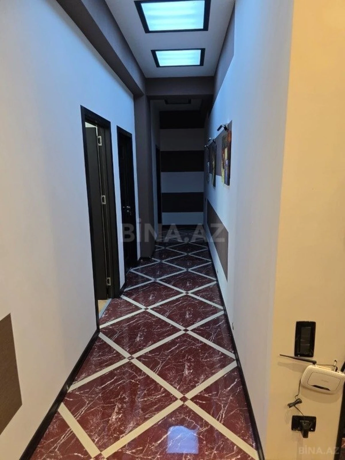 Satılır 3 otaqlı mənzil 120 m²