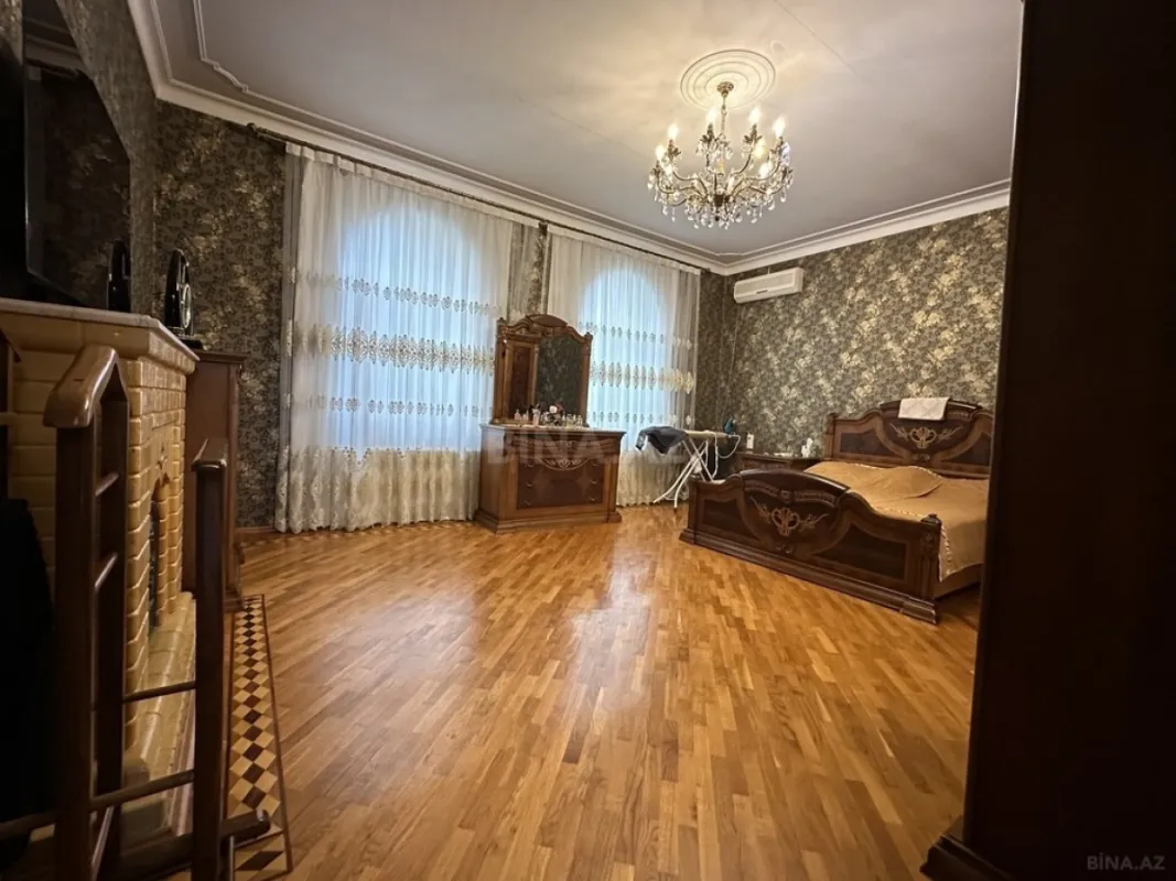 Satılır 5 otaqlı həyət evi 200 m²