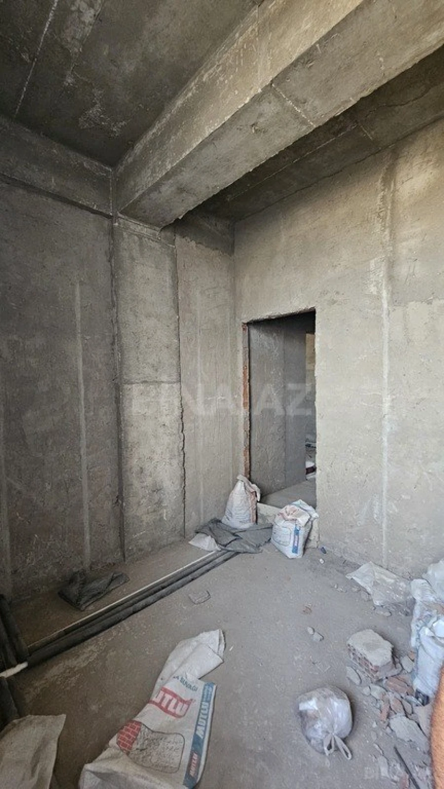 Satılır 2 otaqlı mənzil 68 m²