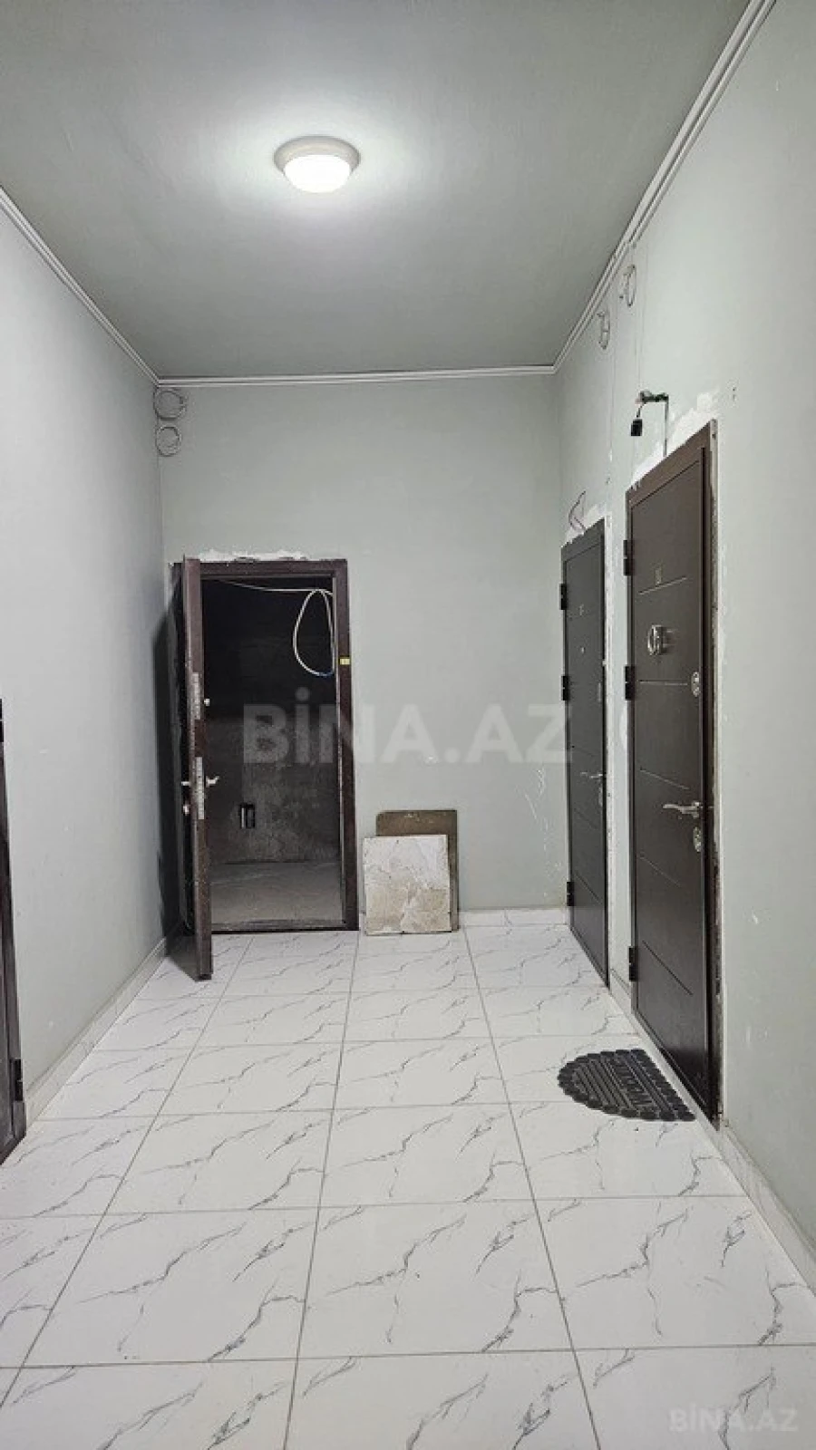 Satılır 2 otaqlı mənzil 68 m²