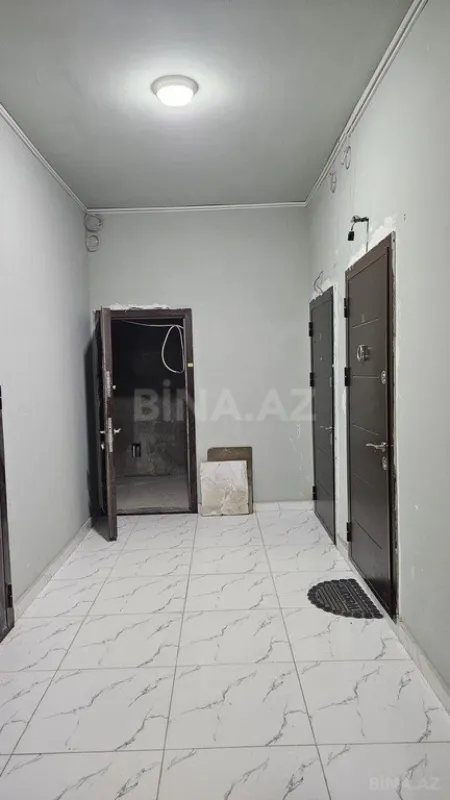 Satılır 2 otaqlı mənzil 68 m²