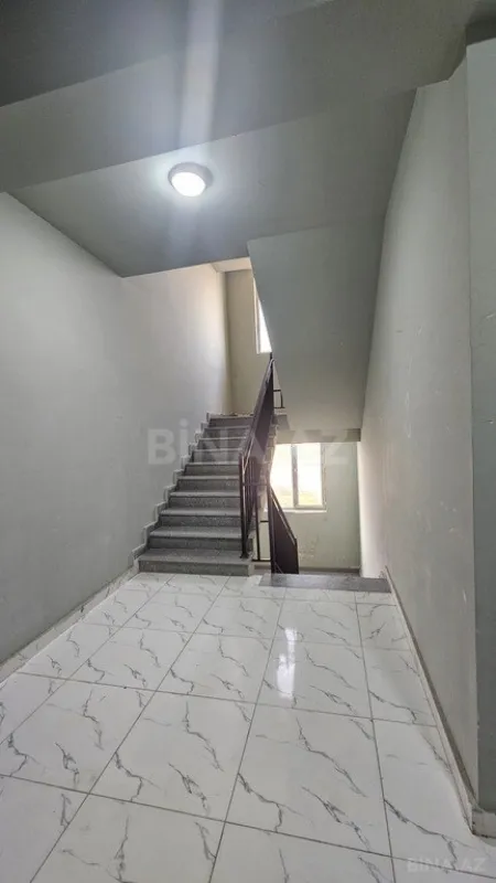 Satılır 2 otaqlı mənzil 68 m²