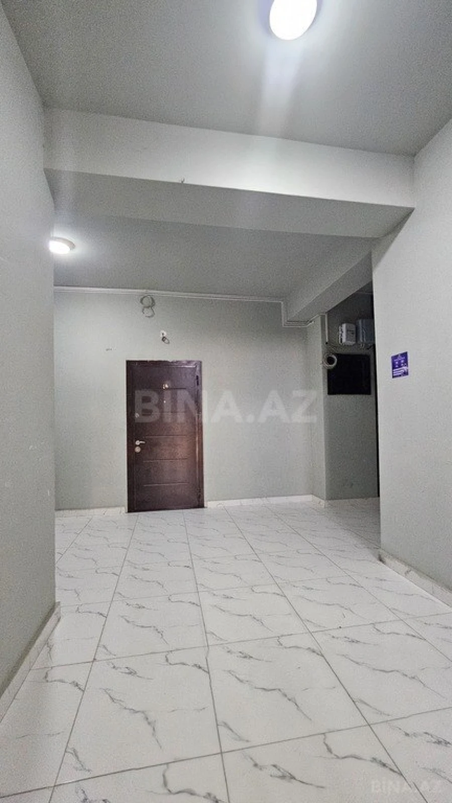 Satılır 2 otaqlı mənzil 68 m²