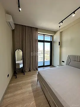 Kirayə verilir 2 otaqlı mənzil 79 m²