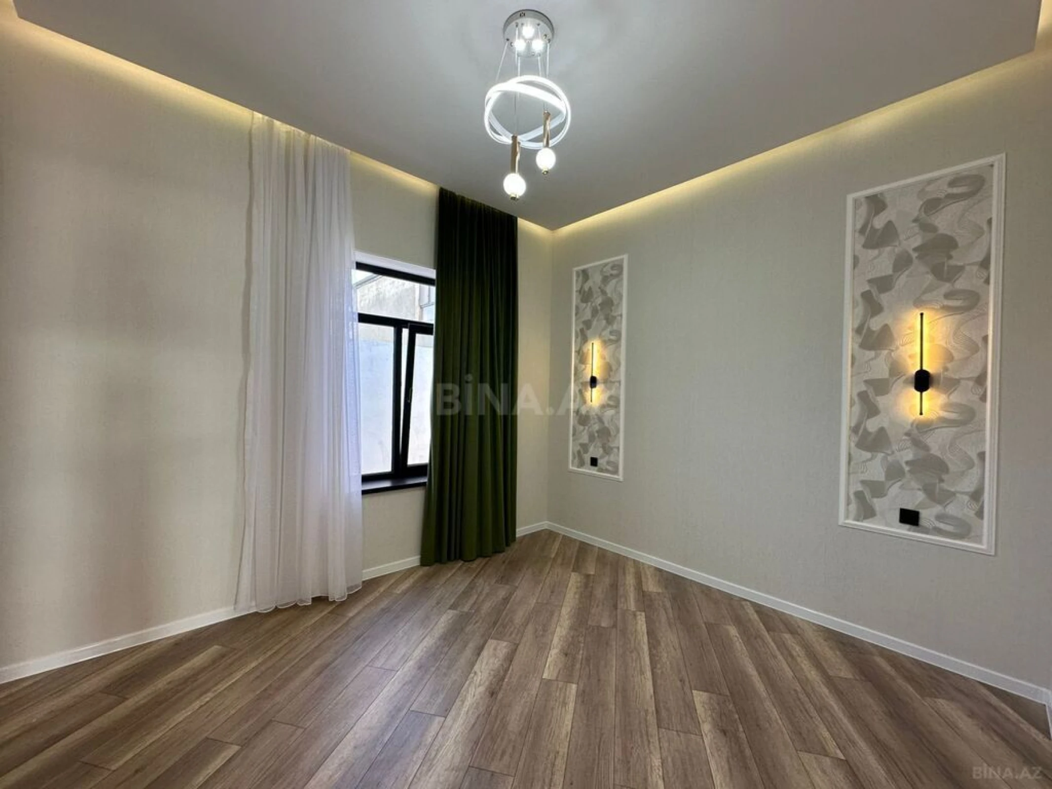 Satılır 4 otaqlı həyət evi 160 m²