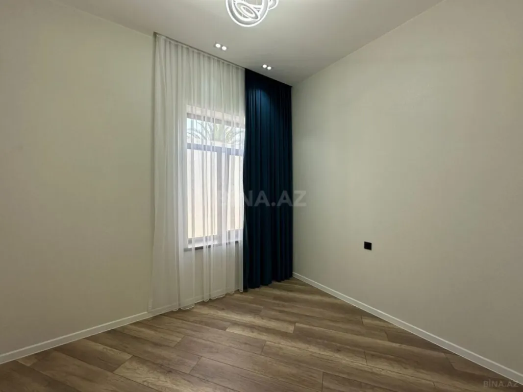 Satılır 4 otaqlı həyət evi 160 m²