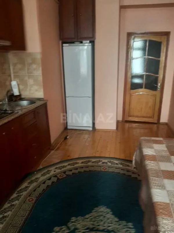 Satılır 3 otaqlı mənzil 102 m²