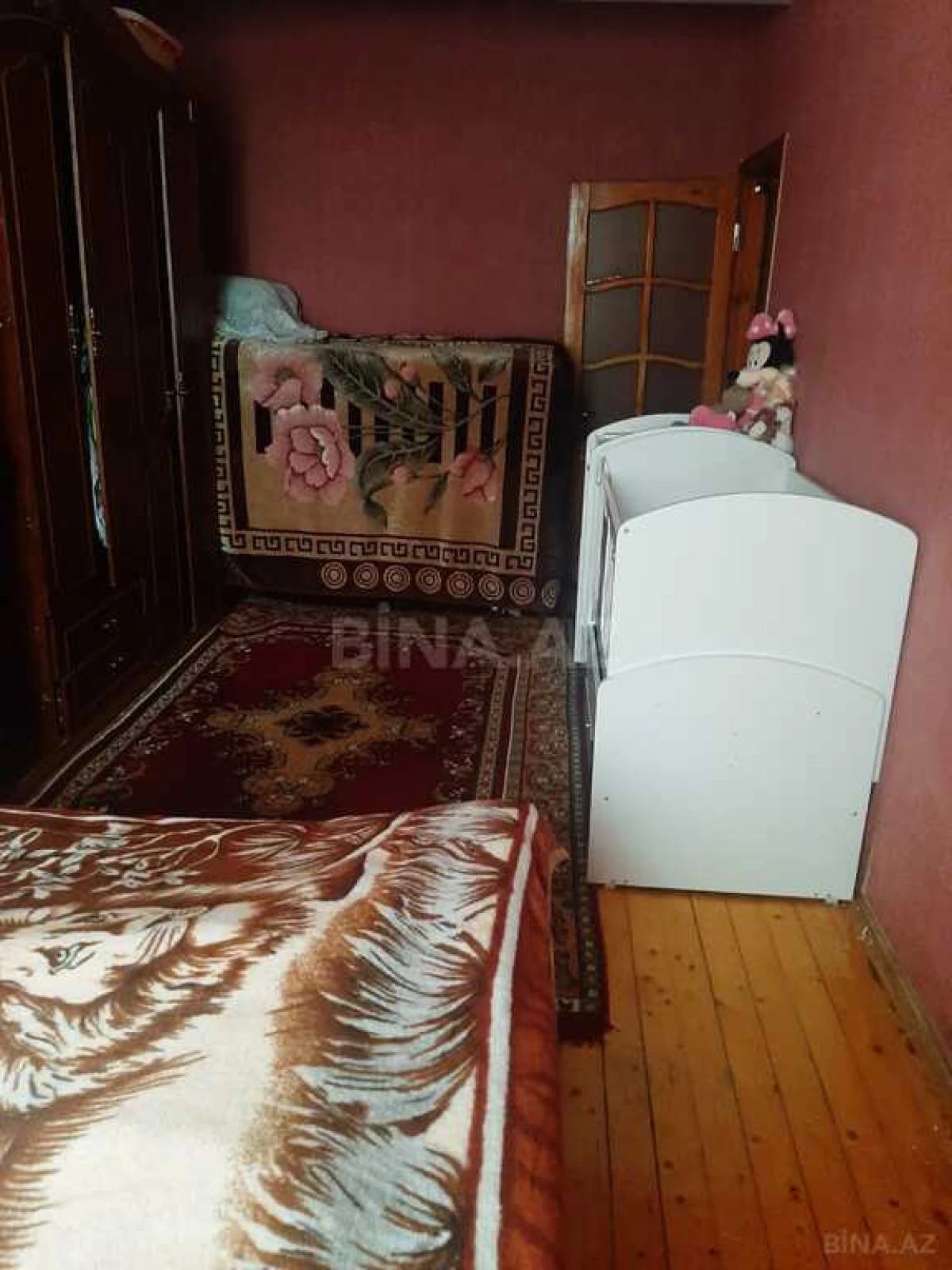 Satılır 3 otaqlı mənzil 102 m²