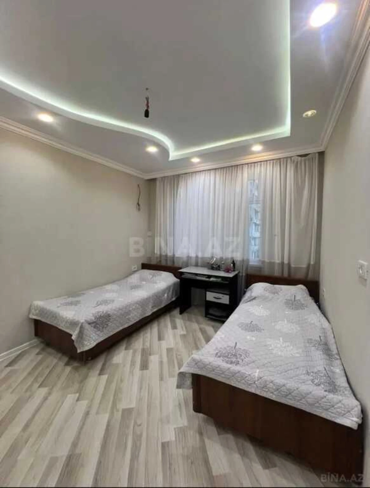 Satılır 3 otaqlı mənzil 90 m²