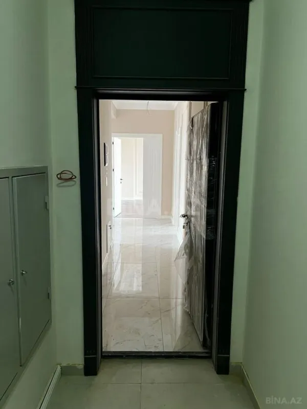 Satılır 4 otaqlı mənzil 120 m²