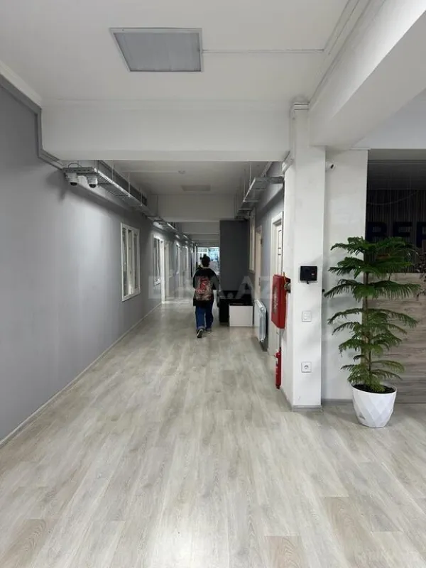 Satılır obyekt 1420 m²