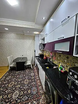 Satılır 2 otaqlı mənzil 70 m²